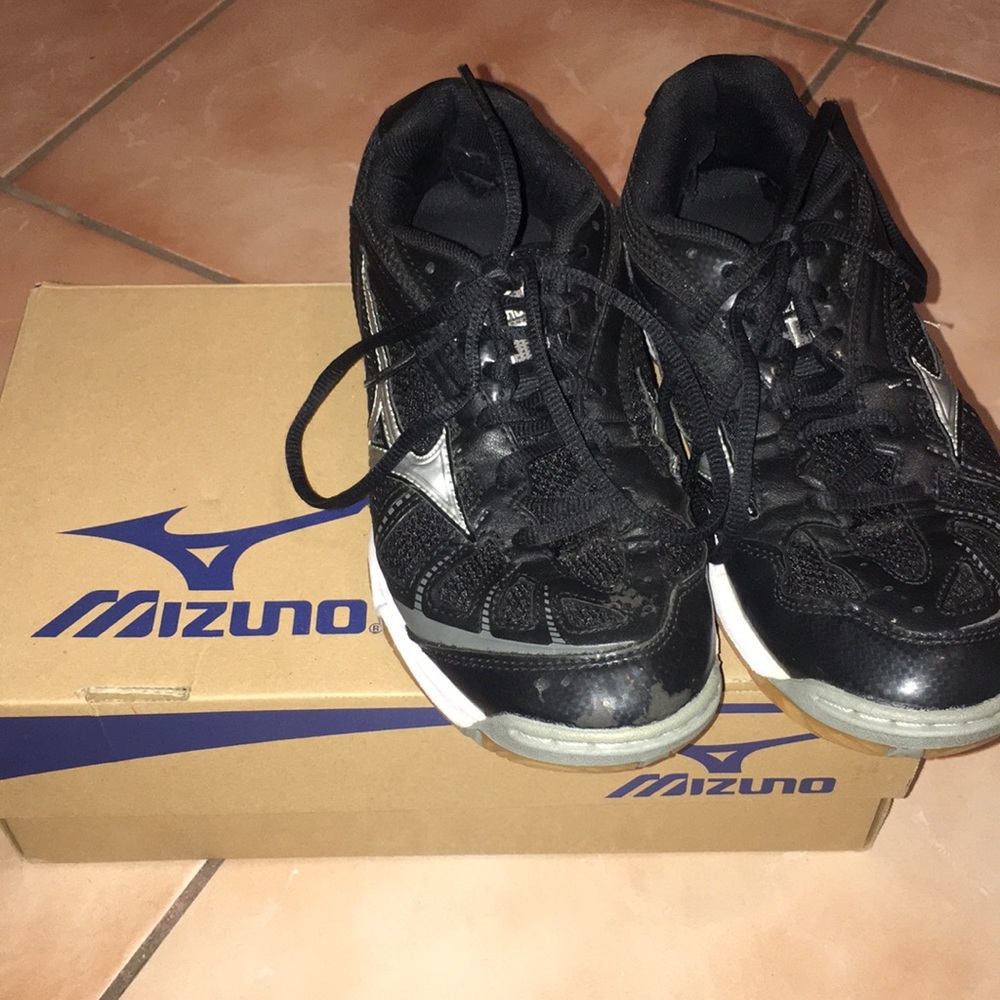 Volleyball Mizuno Shoes